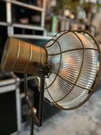 Retro / Industriële Staande Lamp met Glazen Kap Gratis Lamp, Huis en Inrichting, Lampen | Vloerlampen, Ophalen, Zo goed als nieuw