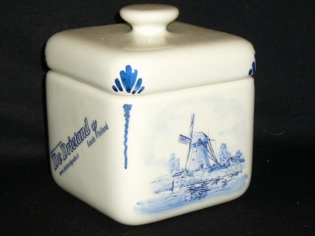De Drietand Gouda Delfts Blauwe Candy Box, Antiek en Kunst, Antiek | Keramiek en Aardewerk, Ophalen