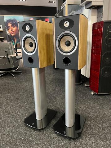Focal Aria 906 + stands beschikbaar voor biedingen