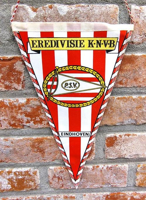 PSV Eindhoven eredivisie 1980s prachtig vintage vaantje, Verzamelen, Sportartikelen en Voetbal, Zo goed als nieuw, Vaantje of Sjaal