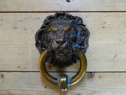 Zware bronzen deurklopper in de vorm van een leeuw, Antiek en Kunst, Antiek | Koper en Brons, Brons, Ophalen of Verzenden