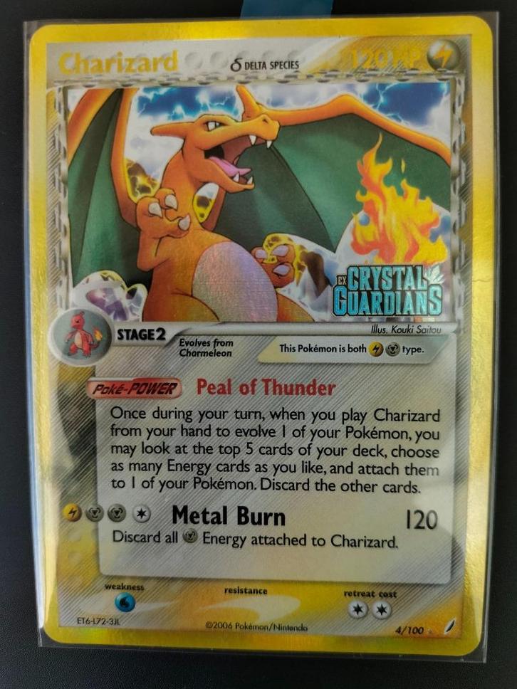 Pokemon TCG Charizard Delta Species, Hobby en Vrije tijd, Verzamelkaartspellen | Pokémon, Gebruikt, Losse kaart, Foil, Verzenden