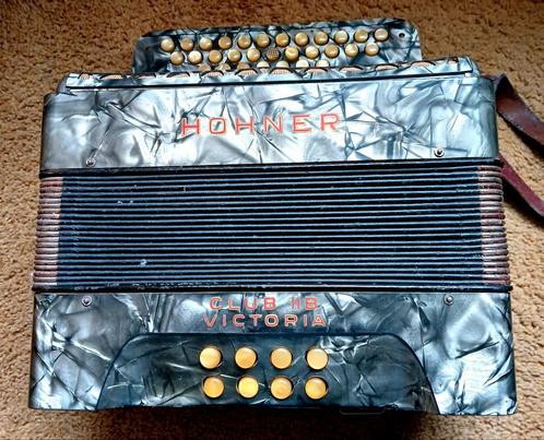 Hohner accordeon, model Club II B Victoria, Muziek en Instrumenten, Accordeons, Gebruikt, Knopaccordeon, Hohner, Met koffer, Ophalen of Verzenden