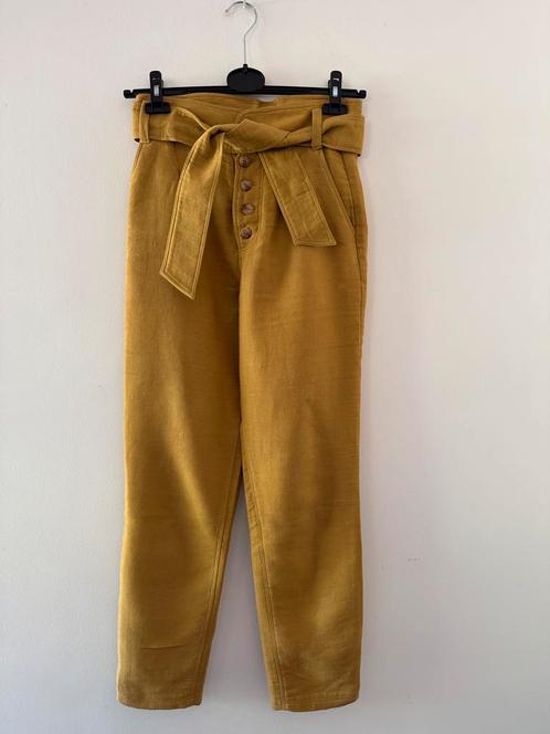 SEZANE beeldige kerrie/mosterd kleur broek mt 34/36 CHCS, Kleding | Dames, Broeken en Pantalons, Zo goed als nieuw, Maat 36 (S)
