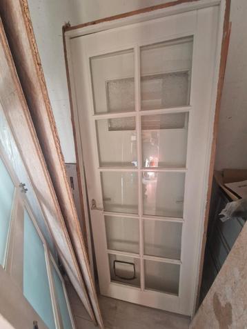 binnendeur stomp met kozijn deur:83x210cm beschikbaar voor biedingen