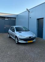 Peugeot 206 1.6 16V Gentry 3D 2002 Grijs, Voorwielaandrijving, 40 €/maand, Zwart, Handgeschakeld