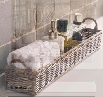 Riviera Maison Rattan Rectangular Basket/ 3 Vaks Mand Nieuw beschikbaar voor biedingen