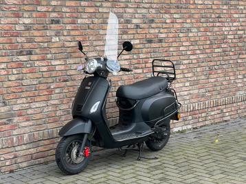 La Souris SOURINI R geel kenteken beschikbaar voor biedingen