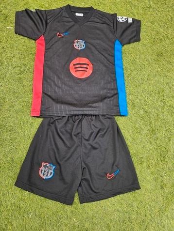 Nieuw uittenue van Lamine Yamal Barcelona zwarte broek shirt beschikbaar voor biedingen