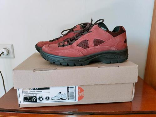 wandelschoenen van Hanwag maat 7 = 40,5, Sport en Fitness, Bergsport en Wandelen, Zo goed als nieuw, Schoenen, Ophalen