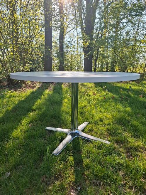 Vintage eettafel Pastoe ronde tafel ronde eettafel jaren 70, Tuin en Terras, Tuintafels, Gebruikt, Rond, Ophalen of Verzenden