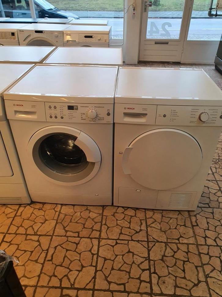 Nette jonge Bosch Setje Wasmachine en condens droger 8KG, Witgoed en Apparatuur, Wasmachines, Zo goed als nieuw, Ophalen of Verzenden