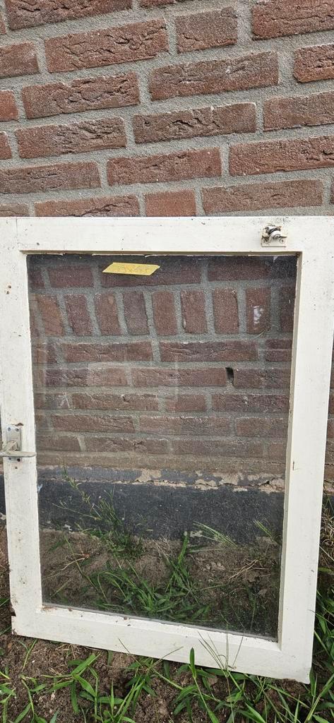 Diverse hardhouten ramen, Doe-het-zelf en Verbouw, Glas en Ramen, Gebruikt, Ophalen