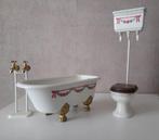 Poppenhuis ligbad en toilet van Bodo Hennig, Ophalen of Verzenden, Gebruikt, Poppenhuis