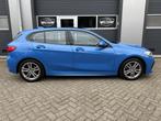 Bmw 1-serie 118i Executive M-sport AUT. NAP Dealer OH Pano H, Gebruikt, Blauw, Leder en Stof, Parkeerassistent
