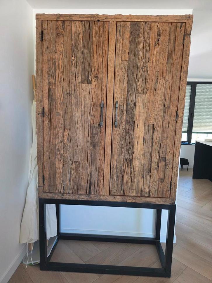Massief Drijfhout Kast, Huis en Inrichting, Kasten | Boekenkasten, Zo goed als nieuw, 100 tot 150 cm, 150 tot 200 cm, 25 tot 50 cm