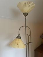 Antieke Sta Lamp – Hoog 191 cm – Met 2 Glazen Kappen (24 cm), Ophalen