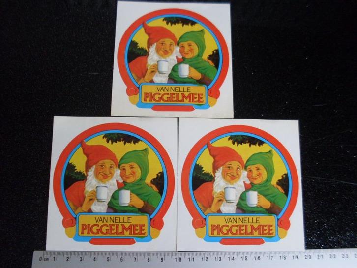 3x sticker van nelle piggelmee thee logo kabouter achtig, Verzamelen, Stickers, Zo goed als nieuw, Merk, Verzenden