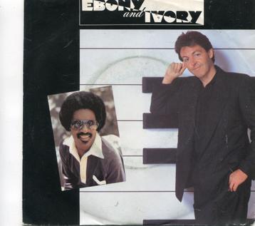 PAUL McCARTNEY & STEVIE WONDER  -  Ebony and Ivory beschikbaar voor biedingen