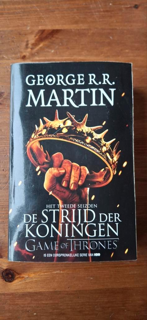 George R.R. Martin - De strijd der koningen, Boeken, Fantasy, Gelezen, Ophalen of Verzenden