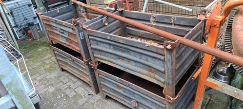 4 st steiger stapelbakken, Doe-het-zelf en Verbouw, Steigers, Gebruikt, Ophalen