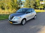 Lancia Ypsilon 0.9 TwinAir Gold AUTOMAAT!, Auto's, Euro 5, 86 pk, Gebruikt, 750 kg