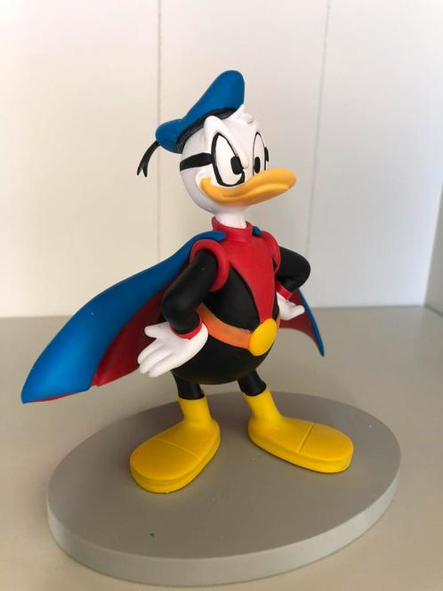Donald duck als superheld - beeldje, Verzamelen, Disney, Zo goed als nieuw, Beeldje of Figuurtje, Donald Duck, Ophalen of Verzenden