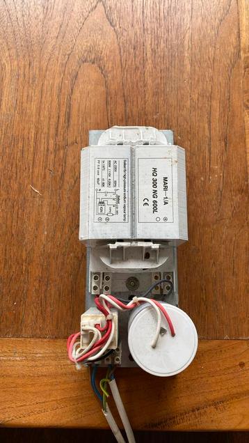 600w transformator beschikbaar voor biedingen