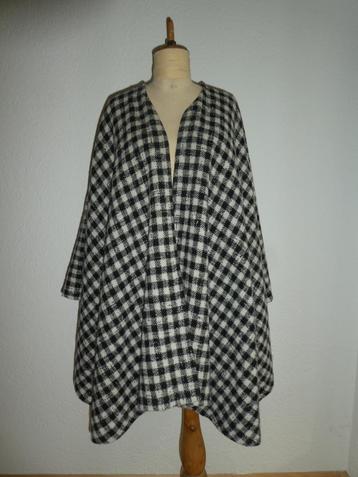 Hans Erras vintage cape 80’s cashmere zwart wit ruit 1 maat beschikbaar voor biedingen