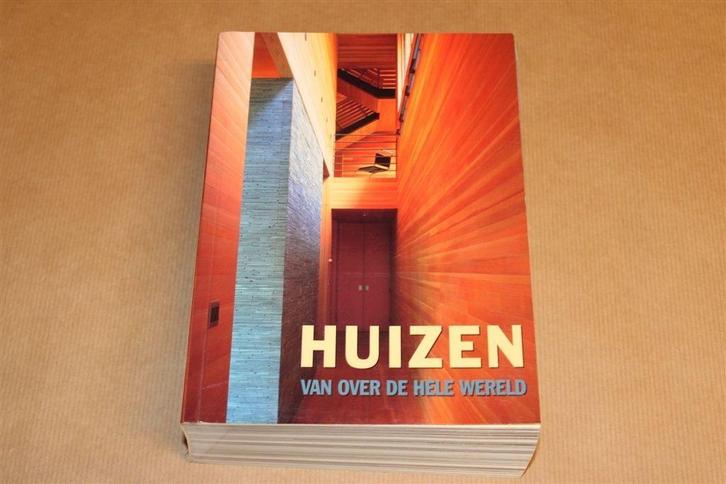 Huizen Wereldwijd — Dik Boek over Moderne Architectuur, Boeken, Kunst en Cultuur | Architectuur, Gelezen, Ophalen of Verzenden