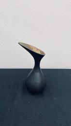 Vaasje, Huis en Inrichting, Woonaccessoires | Vazen, Steen, Zwart, Ophalen of Verzenden, Zo goed als nieuw