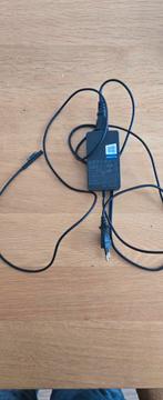 Microsoft Surface Adapter 65W, Computers en Software, Laptop-opladers, Ophalen of Verzenden, Gebruikt, Microsoft