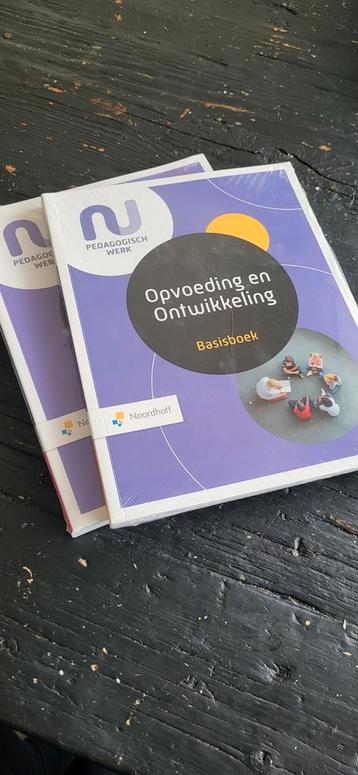 Schoolboeken Onderwijsassistent beschikbaar voor biedingen