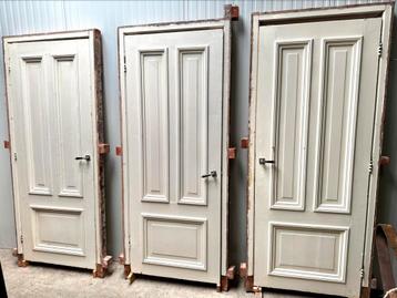 3x antieke originele PANEELDEUREN + KOZIJNEN c.1900 H216xB84 beschikbaar voor biedingen