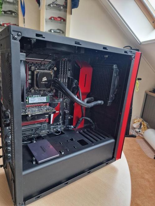 Desktop - i7-6700k - 32GB - Quadro P1000 - Watergekoeld, Computers en Software, Desktop Pc's, Zo goed als nieuw, 4 Ghz of meer