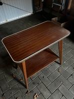 Vintage bijzettafeltje met onderblad, Gebruikt, 50 tot 100 cm, Ophalen of Verzenden, Minder dan 50 cm