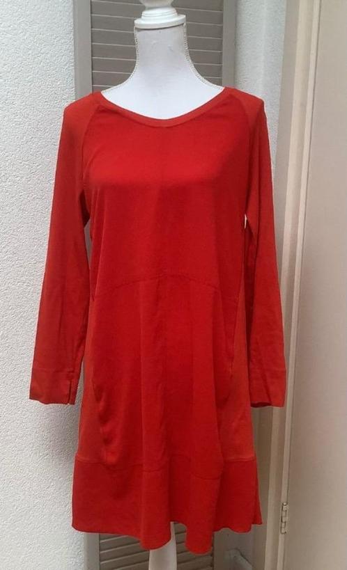 Mooie rode MarcCain Sports tuniek cq jurkje mt 42-44, Kleding | Dames, Jurken, Zo goed als nieuw, Maat 42/44 (L), Rood, Boven de knie
