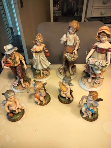 Vintage Porseleinen Beeldjes Collectie beschikbaar voor biedingen