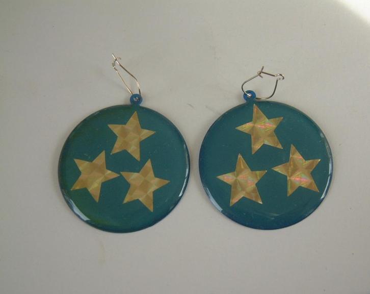 vintage ronde blauwe oorbellen met 3 sterren hangers, Sieraden, Tassen en Uiterlijk, Oorbellen, Hangers, Overige materialen, Blauw