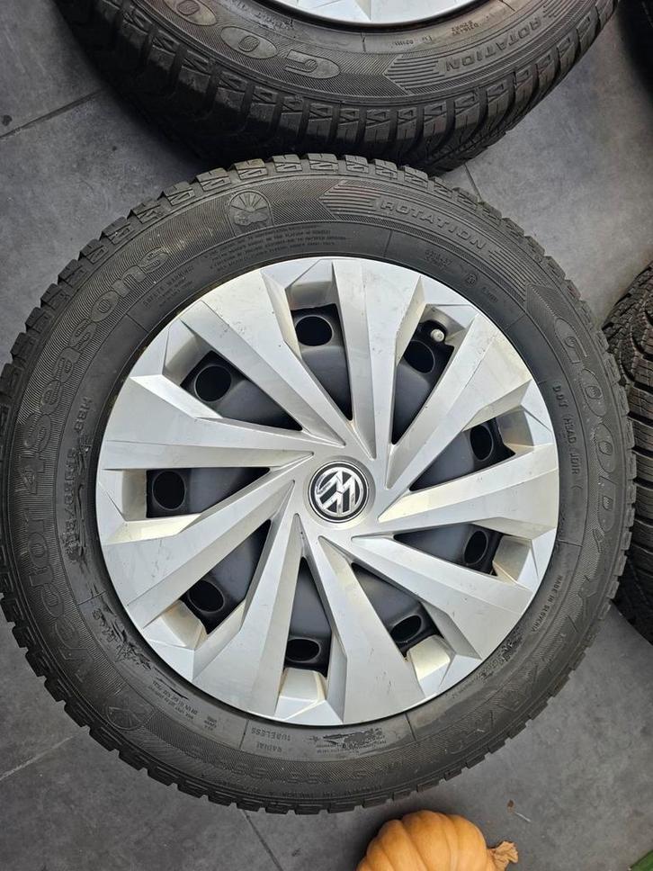 Vw Polo G2 originele 15" stal velgen & All-seasons banden, Auto-onderdelen, Banden en Velgen, Band(en), All Season, 15 inch, 185 mm