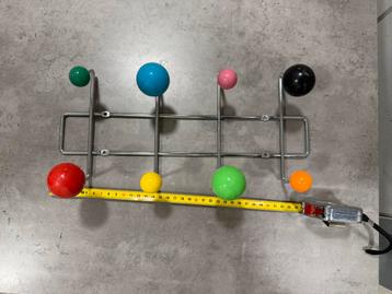 Vintage Eames Hang It All Kapstok beschikbaar voor biedingen