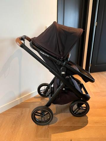 Dubatti Kinderwagen beschikbaar voor biedingen