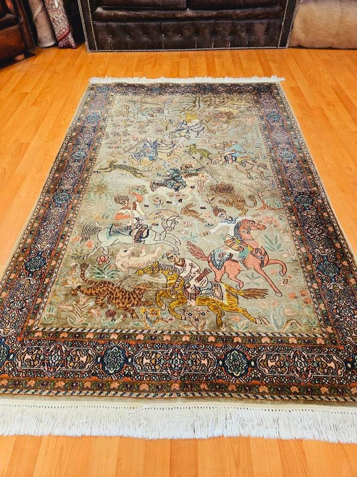 OPRUIMACTIE! Perzisch Handgeknoopt Tapijt. Volledig Zijde, Huis en Inrichting, Stoffering | Tapijten en Kleden, Zo goed als nieuw