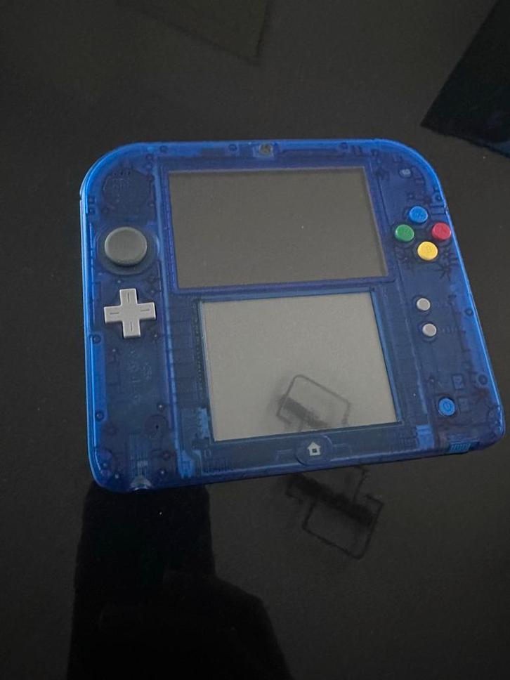 Nintendo 2DS Pokemon Blue Edition - Zeldzaam!, Spelcomputers en Games, Spelcomputers | Nintendo 2DS en 3DS, Gebruikt, 2DS, Blauw