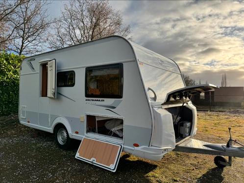 NieuwTec Caravan Weltbummler Aktiv 400DB + STALLING, Caravans en Kamperen, Caravans, Bedrijf, tot en met 4, 1000 - 1250 kg, Treinzit