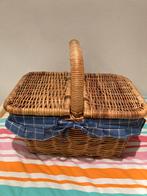 Rieten mand, Hobby en Vrije tijd, Picknickmanden, Ophalen, Zo goed als nieuw