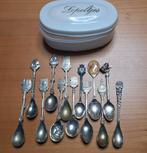 Theelepeltjes met een mooie lepeldoosje, Ophalen