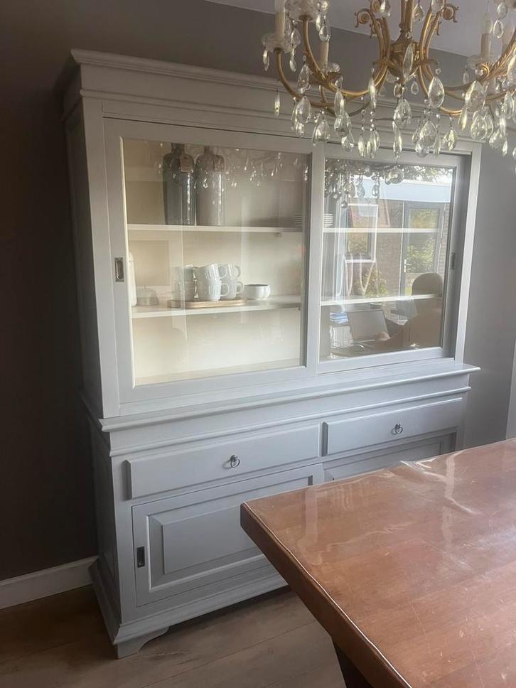 Mooie buffetkast / winkelkast /vitrinekast 180cm breed, Huis en Inrichting, Kasten | Buffetkasten, Gebruikt, 200 cm of meer, 150 tot 200 cm