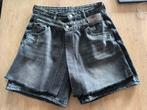 Dames korte jeans maat M, Ophalen of Verzenden, Zo goed als nieuw, Zwart, W30 - W32 (confectie 38/40)
