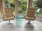 2 leren draai fauteuils, Huis en Inrichting, Fauteuils, Ophalen, Zo goed als nieuw, 50 tot 75 cm, Leer